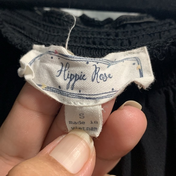 Black Hippie Rose Off the Shouldet Top - Picture 2 of 7